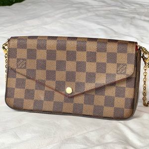 LOUIS VUITTON MONOGRAM CANVAS POCHETTE FÉLICIE BAG + MATCHING WALLET